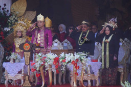 Wali Kota Surabaya Ajak Warga Terus Berjuang untuk Kesejahteraan Bersama