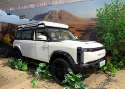 Gratis Asuransi Setahun, Jaecoo J6 Jadi Kembaran Land Rover Defender