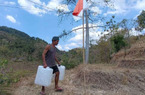 Ponorogo Krisis Air, Warga Desa Wates Berbondong-bondong ke Sungai