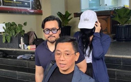 Video Syur Itu Dirinya