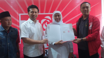 Optimis Menang 70 Persen, PSI Jatim Serahkan B1 KWK ke Khofifah-Emil