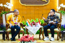 Pj Gubernur Adhy Terima Dubes India Untuk Indonesia dan Timor Leste di Grahadi