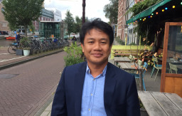 Kajian Akademis Kepemimpinan Soeharto yang Otoriter