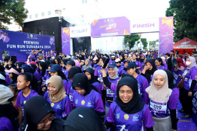Ribuan Pelari Ramaikan Perwosi Fun Run 2024, Wali Kota Eri Cahyadi Ajak Masyarakat Hidup Sehat