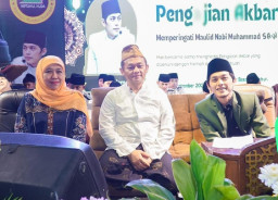 Gus Iqdam Sebut Khofifah Teladan Pemimpin yang Tawadhu dan Andhap Ashor