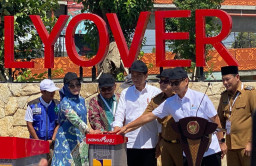 Peresmian Flyover Djuanda, Jokowi Positif Mampu Dongkrak Pertumbuhan Ekonomi