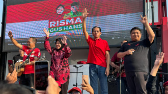 Senam SICITA, PDIP Surabaya Gaungkan Pilih Risma-Gus Hans dan Eri Cahyadi-Armuji