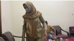 Nasib PNS Wanita Mojokerto Berselingkuh: Digerebek, Dipecat, Diolok-olok dan Diproses Zina