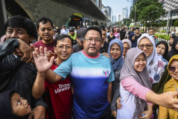 Rano Karno akan Larang Mobil Daerah Masuk Jakarta