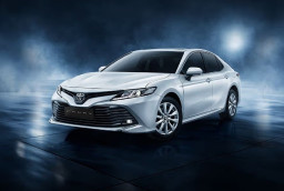 Debut di Pasar Australia, Toyota Camry Generasi Terbaru Hadirkan 3 Varian