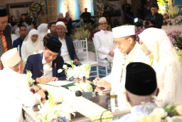 Presiden Jokowi Jadi Saksi Pernikahan Anak Khofifah