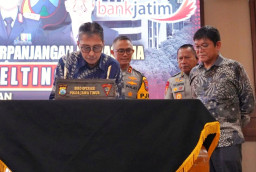 Perkuat Sinergitas, Bank Jatim dan Polda Jatim Teken Perjanjian Kerja Sama