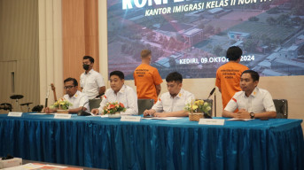 Overstay, Imigrasi Kediri Tindak 2 WNA asal Belanda dan Filipina