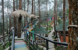 Destinasi Wisata ‘Jati Sewu Gresik’, Tawarkan Tempat Berlibur Murah Meriah