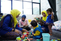 Peduli Kesehatan dan Bangun Kebersamaan, Srikandi PLN Resmikan Fasilitas Child Care