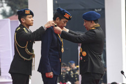 Medali Kehormatan Polri ke Jokowi, Diserahkan Mantan Ajudannya