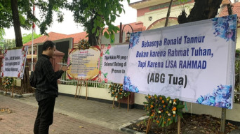 Manuver Pengacara Lisa Rahmat, Tawarkan Uang ke Keluarga dan Pengacara Dini