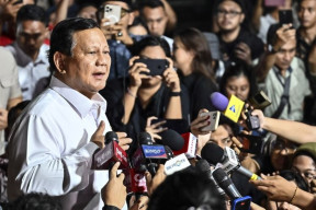 Semua Menteri Ekonomi Jokowi, Dibajak Prabowo