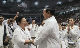 Prabowo Lusa Dilantik, Titiek Soeharto Hadir Sebagai Anggota Dewan