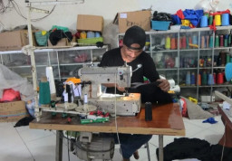 Momen Pilkada 2024, Pelaku Usaha Konveksi di Lamongan Banjir Rejeki