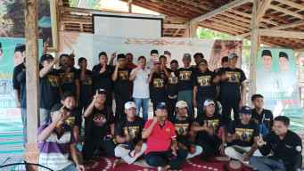 Ribuan Seniman Tradisional di Lamongan Dukung Ghofur -Sosa