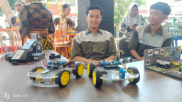 SMK YPM 8 Jaring Minat Melalui Tefa SYS 8 Present Performance Art Competition