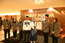 Debat Terakhir Mbak Vinanda - Gus Qowim Tampil Memukau, Libas Semua Persoalan