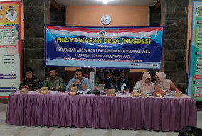 Anggaran Bergeser, Pemdes Slempit Kedamean Gelar Musdes P-APBDes 2024