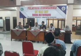 Tingkatkan Pengetahuan, Pemdes Ketimang Gelar Pelatihan Administrasi RT/RW