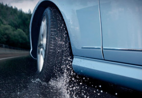 Kurangi Risiko Kecelakaan, Begini Tips Perawatan Ban di Musim Hujan
