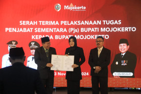 Masa Cuti Kampanye Usai, Bupati Dan Wakil Bupati Mojokerto Kembali ke Peringgitan