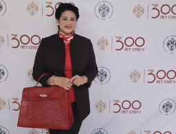 Guru Besar St Petersburg, Uring-uringan dengan Cara Kerja Polri