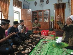 KH. Suyuthi Toha Dukung Gus Farkhan Gantikan Gus Miftah