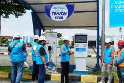 Sambut Nataru, PLN Pastikan Kesiapan Infrastruktur SPKLU di Rest Area Trans Jatim