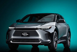 Pembaruan Toyota bZ4X 2025 Bawa Tipe Nightshade Edition di Pasar AS