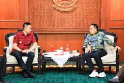 Temui Kepala Kantor Imigrasi Surabaya, Adhy Karyono Gagas Sistem Passport On Board Bagi Jemaah Haji