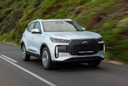 Dilengkapi Fitur Canggih IoV, Chery Tiggo Cross Siap Meluncur di Pasar SUV