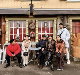 Ramai-ramai Artis Liburan Tahun Baru ke Luar Negeri: Mulai ke Jepang, Korea, Eropa, Hingga Singapura