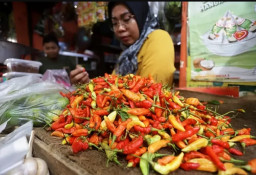Awal Tahun, Harga Cabai di Pasar Legi Ponorogo Meroket Rp 85.000/ Kg