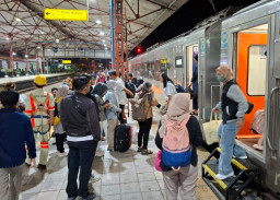 Libur Panjang, KAI Daop 7 Catat Lonjakan Penumpang di Stasiun Kediri