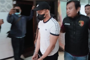 Usai Habisi Nyawa Pacarnya di Kamar Hotel Mewah Jalan Tunjungan, Ilham Serahkan Diri