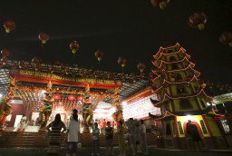 Baca juga : Imlek di Hong Kong, Dimeriahkan Bravery Dancer, Grup Tari Indonesia