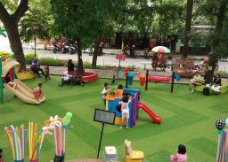 Taman Kebon Rojo Jombang, Wisata Gratis Full Spot Bermain Anak hingga Kulineran