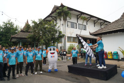 Jalan Sehat Warnai Tandai Peluncuran KA Madiun Jaya Warga Siap Nikmati Perjalanan Modern
