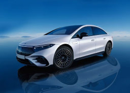 Inchcape Hadirkan Program Eksklusif Mercedes-Benz Indonesia Sambut Cap Go Meh