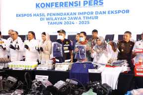 Baca juga : Pj Gubernur Adhy Berkomitmen Penuh Dukung Pencegahan dan Pemberantasan Penyelundupan di Jatim