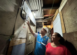 Donasi Pegawai PLN Beri Sambungan Listrik Gratis Bagi Ribuan Keluarga Prasejahtera
