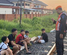 KAI Daop 8 Surabaya Tegaskan Larang Masyarakat Beraktivitas "Ngabuburit" di Jalur KA