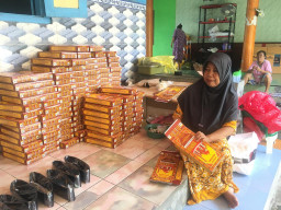 Berkah Ramadhan, Perajin Songkok di Jombang Banjir Pesanan