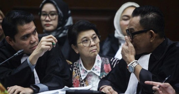 Ngaku Diancam Setrum, tapi Dikonfrontir dengan Verbalisan, Lisa Rahmat Berkelit